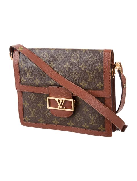 louis vuitton sholder bag women|louis vuitton classic shoulder bag.